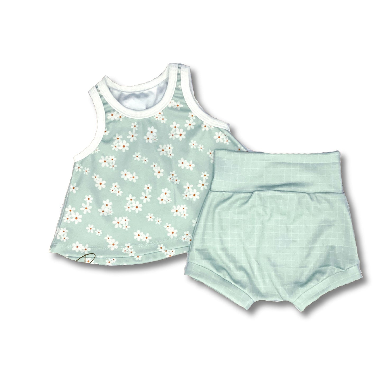 Cute daisy print tank twirl top with white daisies.  Matching short bummies.